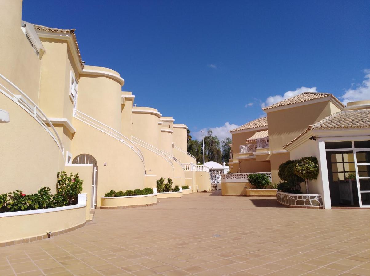 אדחה Apto. Pina De Mar מראה חיצוני תמונה